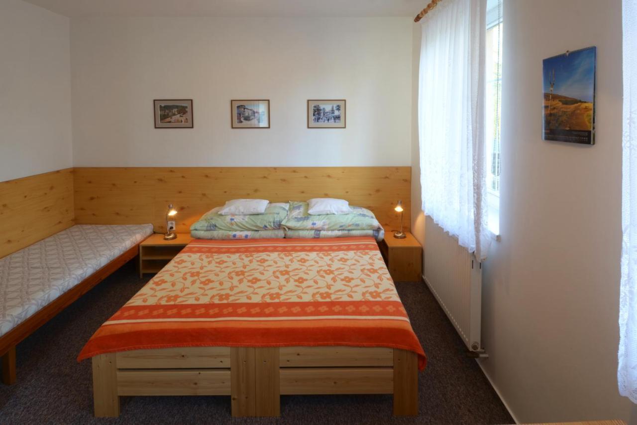 Apartman 300 잔스케라즈네 외부 사진